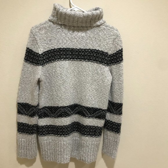 Universal Thread Long and Warm Turtleneck Sweater - Picture 2 of 5